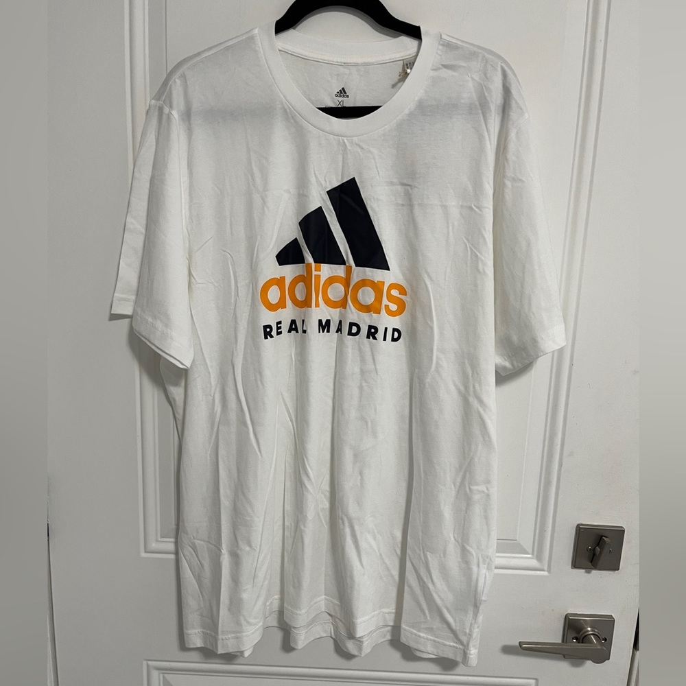 NWT - Adidas Real Madrid DNA Men’s T Shirt - Size XL